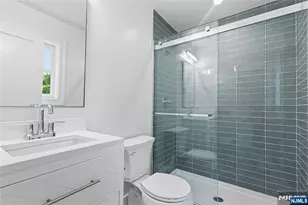 61 Surrey Ln, Tenafly, NJ 07670 - Photo 32