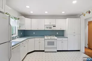 2 Gray Terrace, Woodland Park, NJ 07424 - Photo 6