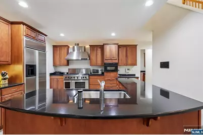 8 Pring Court, West Orange Township, NJ 07052 - Photo 16