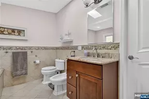 347 Westview Ave, Fort Lee, NJ 07024 - Photo 28