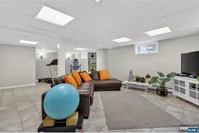 347 Westview Avenue, Fort Lee, NJ 07024 - Photo 30