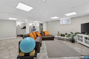 347 Westview Ave, Fort Lee, NJ 07024 - Photo 30