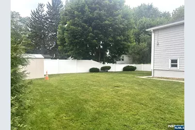 136 Grand Street, New Milford, NJ 07646 - Photo 22