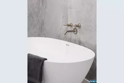 320 Adolphus Avenue 319 #319, Cliffside Park, NJ 07010 - Photo 14
