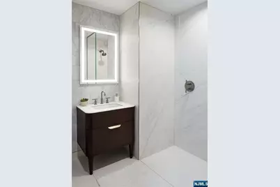 320 Adolphus Avenue 319 #319, Cliffside Park, NJ 07010 - Photo 26