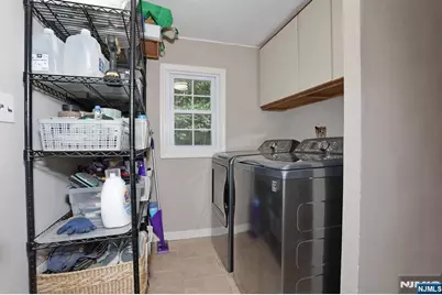 153 Bergen Avenue, Waldwick, NJ 07463 - Photo 18