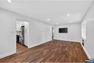 101 Sheldon Street, Wyckoff Township, NJ 07481 - Photo 2
