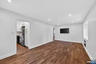 101 Sheldon St, Wyckoff Township, NJ 07481 - Photo 2