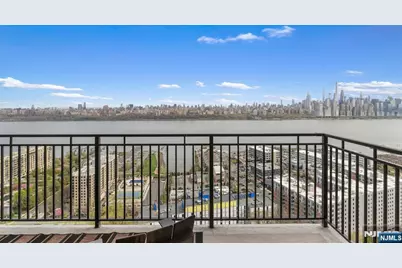 7855 Boulevard East 19G #19G, North Bergen, NJ 07047 - Photo 2