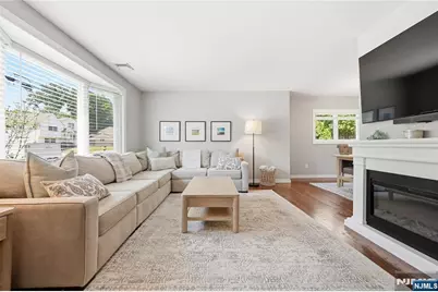77 White Pond Road, Waldwick, NJ 07463 - Photo 6
