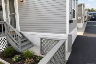 55 Helen, Moonachie, NJ 07074 - Photo 2