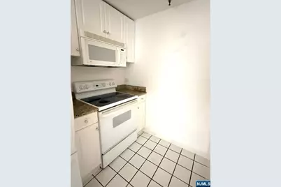 100 Old Palisade Road 1516 #1516, Fort Lee, NJ 07024 - Photo 12