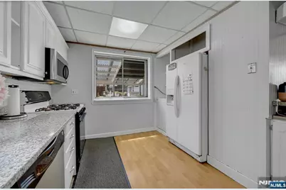 28 Sylvan Avenue, Bergenfield, NJ 07621 - Photo 8