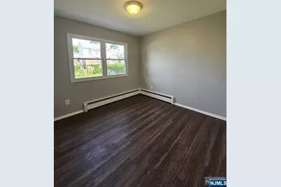 15 Dell Glen 2 #2, Lodi, NJ 07644 - Photo 8