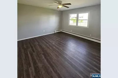 15 Dell Glen 2 #2, Lodi, NJ 07644 - Photo 10