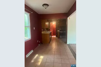 77 Goldfinch Lane, West Milford, NJ 07421 - Photo 6