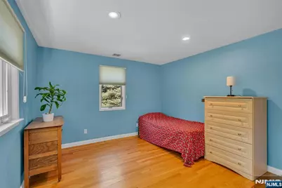 805 Washburn Street, Teaneck Township, NJ 07666 - Photo 16