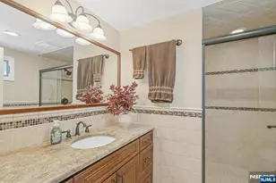 805 Washburn St, Teaneck Township, NJ 07666 - Photo 22