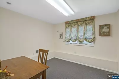 805 Washburn Street, Teaneck Township, NJ 07666 - Photo 26