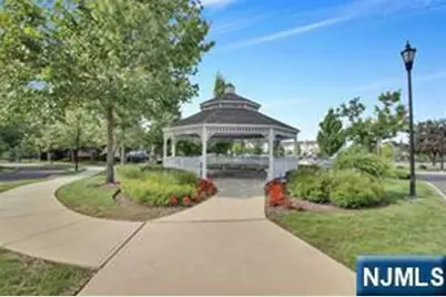 3116 The Plaza 3116 #3116, Tenafly, NJ 07670 - Photo 10