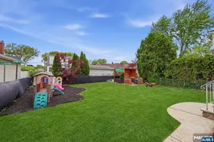 112 Bell Ave, Hasbrouck Heights, NJ 07604 - Photo 16