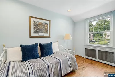 12 Bancroft Place, Fair Lawn, NJ 07410 - Photo 16
