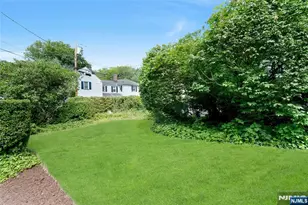 12 Bancroft Pl, Fair Lawn, NJ 07410 - Photo 22