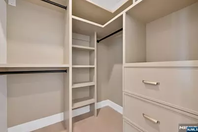 229 Hickory Avenue, Tenafly, NJ 07670 - Photo 18