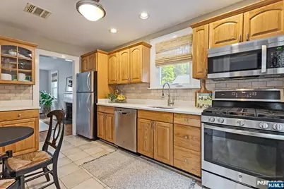 22 Sterling Place, Glen Rock, NJ 07452 - Photo 8