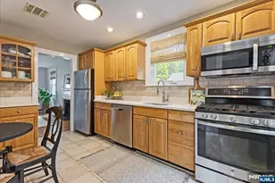 22 Sterling Pl, Glen Rock, NJ 07452 - Photo 8