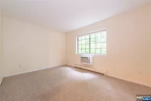 1406 Faulkner Ct, Mahwah, NJ 07430 - Photo 16
