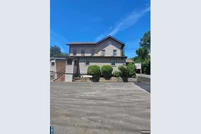 205 Oak Tree Road, Tappan, NY 10983 - Photo 2