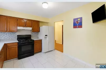 1109 Essex Avenue, Linden, NJ 07036 - Photo 16