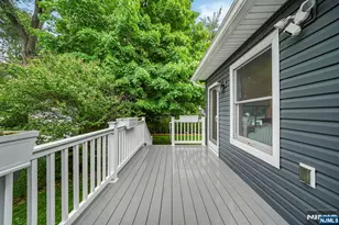 202 Colonial Ave, Saddle Brook Township, NJ 07663 - Photo 26