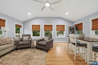 202 Colonial Avenue, Saddle Brook Township, NJ 07663 - Photo 10