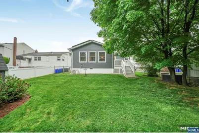 202 Colonial Avenue, Saddle Brook Township, NJ 07663 - Photo 30