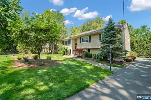 114 Wyckoff Ave, Wyckoff Township, NJ 07481 - Photo 4