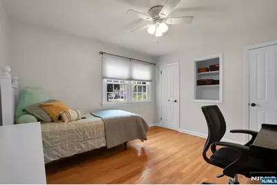 114 Wyckoff Avenue, Wyckoff Township, NJ 07481 - Photo 24