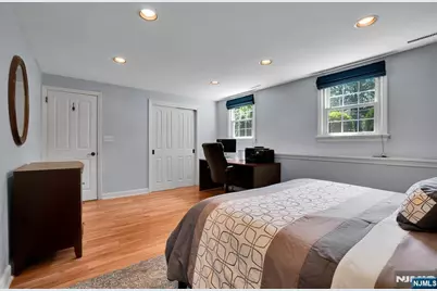 114 Wyckoff Avenue, Wyckoff Township, NJ 07481 - Photo 30