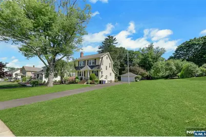 69 Highland Avenue, Midland Park, NJ 07432 - Photo 2