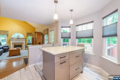 11 Burnham Drive, Pequannock Township, NJ 07444 - Photo 6