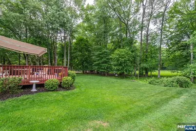 11 Burnham Drive, Pequannock Township, NJ 07444 - Photo 30