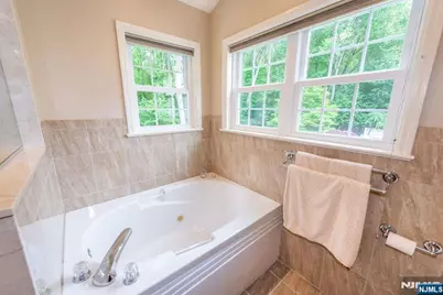 11 Burnham Drive, Pequannock Township, NJ 07444 - Photo 24