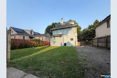 188 Teaneck Road, Ridgefield Park, NJ 07660 - Photo 14