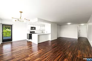 1203 River Road 10L, Edgewater, NJ 07020 - Photo 8