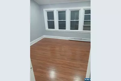 51 Poe Avenue 3rd Floor #3rd Floor, Newark, NJ 07106 - Photo 4