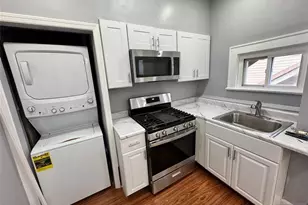 51 Poe Ave 3rd Floor, Newark, NJ 07106 - Photo 10