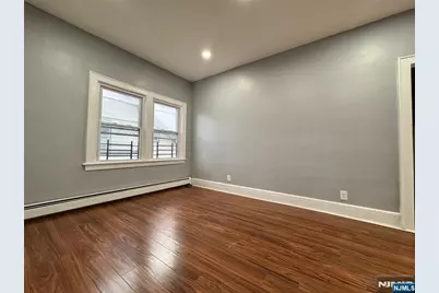 51 Poe Avenue 3rd Floor #3rd Floor, Newark, NJ 07106 - Photo 12