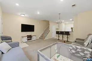 13 Dahlia Ln, Garfield, NJ 07026 - Photo 8