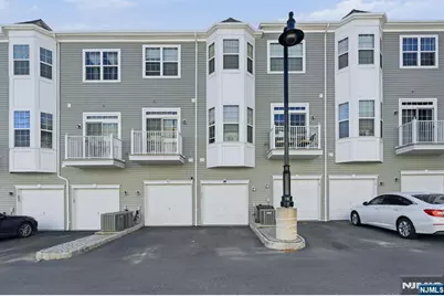 13 Dahlia Lane, Garfield, NJ 07026 - Photo 24